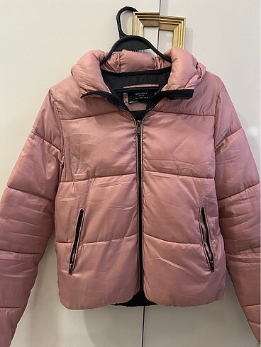Bershka mont