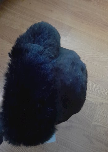 Siyah Kürklü Kadın Şapka - Görsel 4