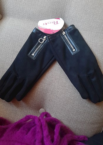 Siyah Süet Fermuarlı Kadın Eldiven - Görsel 3