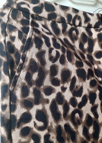 Kahverengi Leopar Desenli Kadın Kumaş Pantolon - Görsel 4