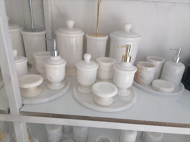 Beyaz Mermer Banyo Seti