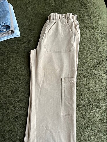 Pull and Bear Pull and bear kargo pantolon