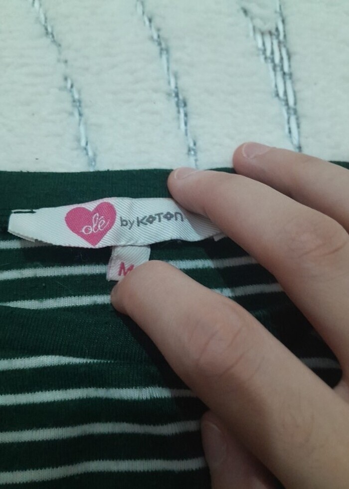 Koton yeşil çizgili tişört  - Görsel 2