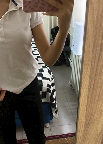 Düğmeli Beyaz Polo Yaka Kısa Kollu Tişört - Görsel 2