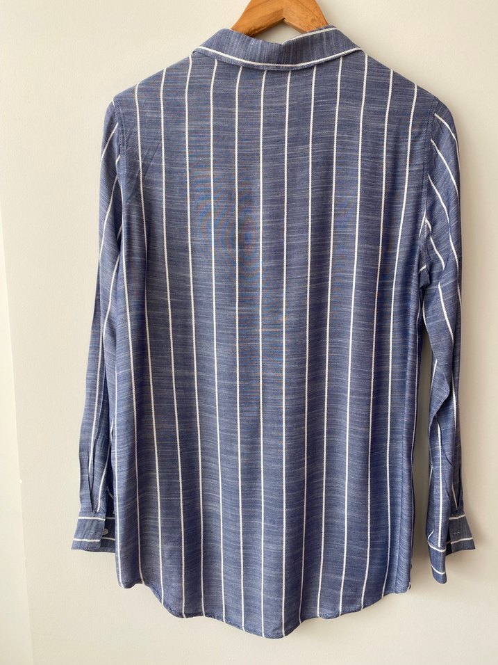 Düğmeli Çizgili Uzun Kollu Denim Gömlek - Görsel 2