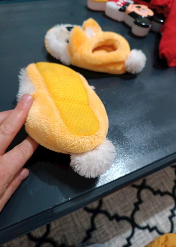 Kızlar için Sarı Nakışlı Sıcak Terlik - Görsel 2