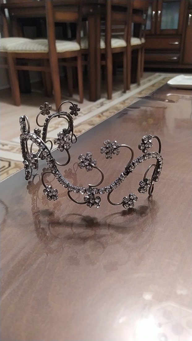 Diger Vintage Çiçek Desenli gelin tacı - Görsel 3