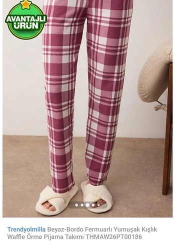 Trendyolmilla Beyaz-Bordo Fermuarlı Yumuşak Pijama Takımı - Görsel 2