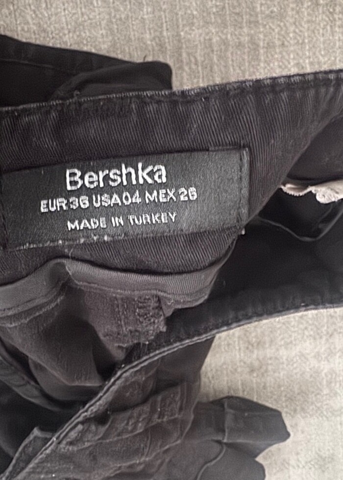 Bershka bilek boy pantolon - Görsel 3