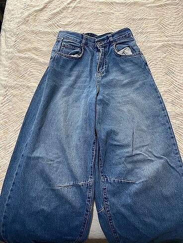 Toka detaylı Baggy jeans