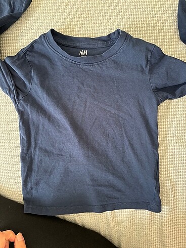 24-36 Ay Beden mavi Renk H&M 2 li tshirt 2/4 yaş