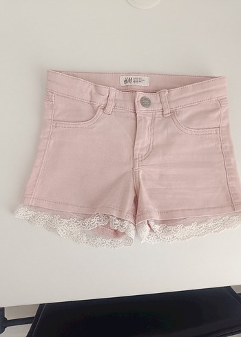 5 Yaş Beden Dantel Detaylı Pembe Kız Şortu