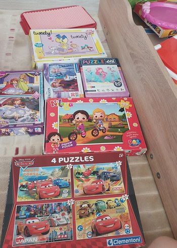Renkli Çocuk Puzzle Seti 4'lü - hepsi satılık