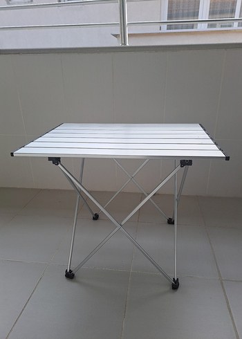 Beden beyaz Renk Katlanabilir Masa