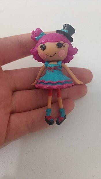 Lalaloopsy bebeği.
