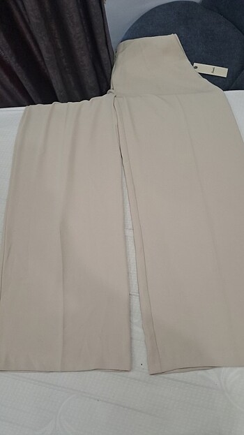 44 Beden ten rengi Renk Seçil store hiç giyilmeyen Pantolon