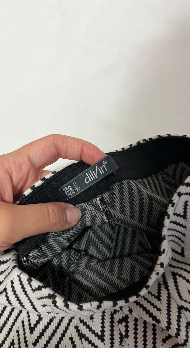 Desenli Mini Etek - Görsel 2