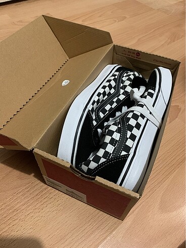 Vans yt ward