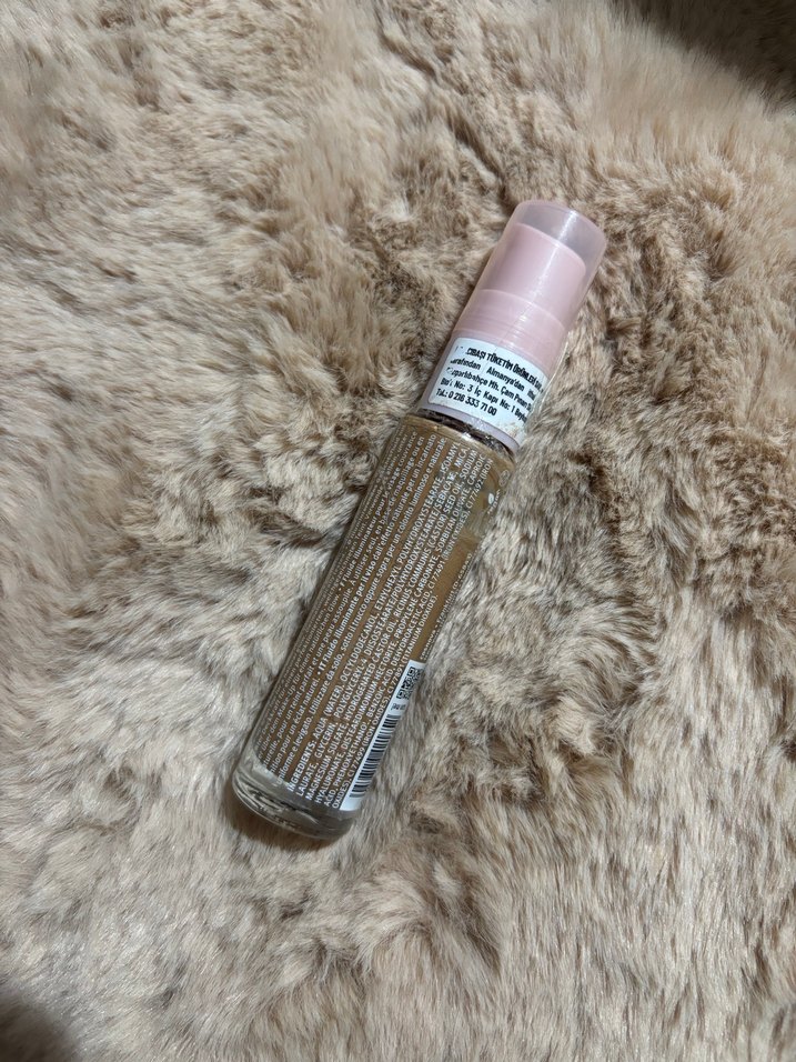 Essence Magic Fit Parlatıcı Lip Gloss - Görsel 2