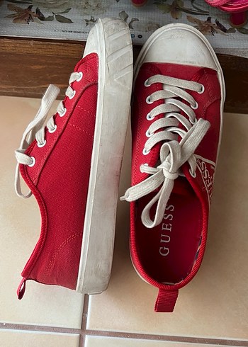 37 Beden Kırmızı Günlük Guess Kadın Spor Ayakkabı