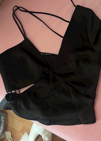 Zara Siyah Drapeli Mini Askılı uzun kollu