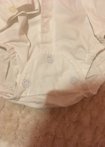 Düğmeli Beyaz Erkek Bebek Body - Görsel 3