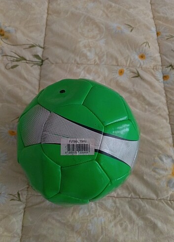  Futbol topu