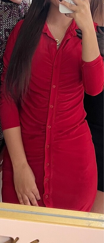Kırmızı kısa elbise - Görsel 2