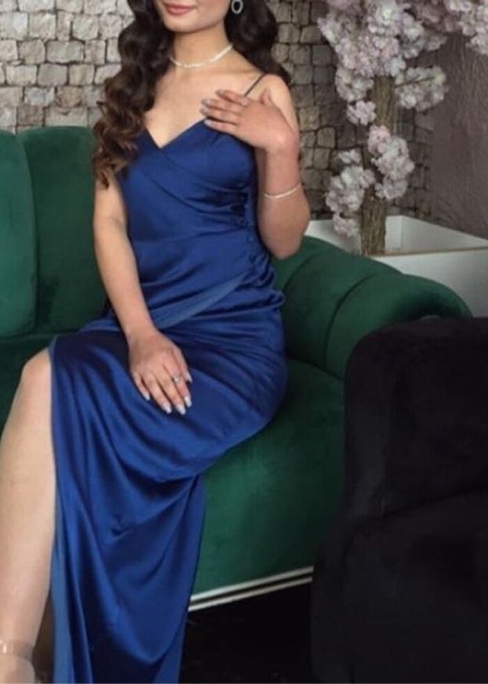 Mavi Saten Elbise - Görsel 3