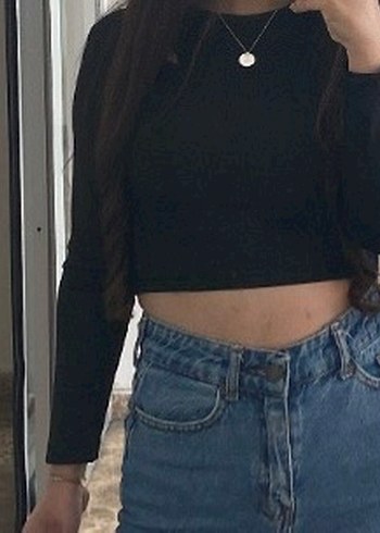 Uzun Kollu Siyah Mini Bluz Yırtmaçlı - Görsel 3