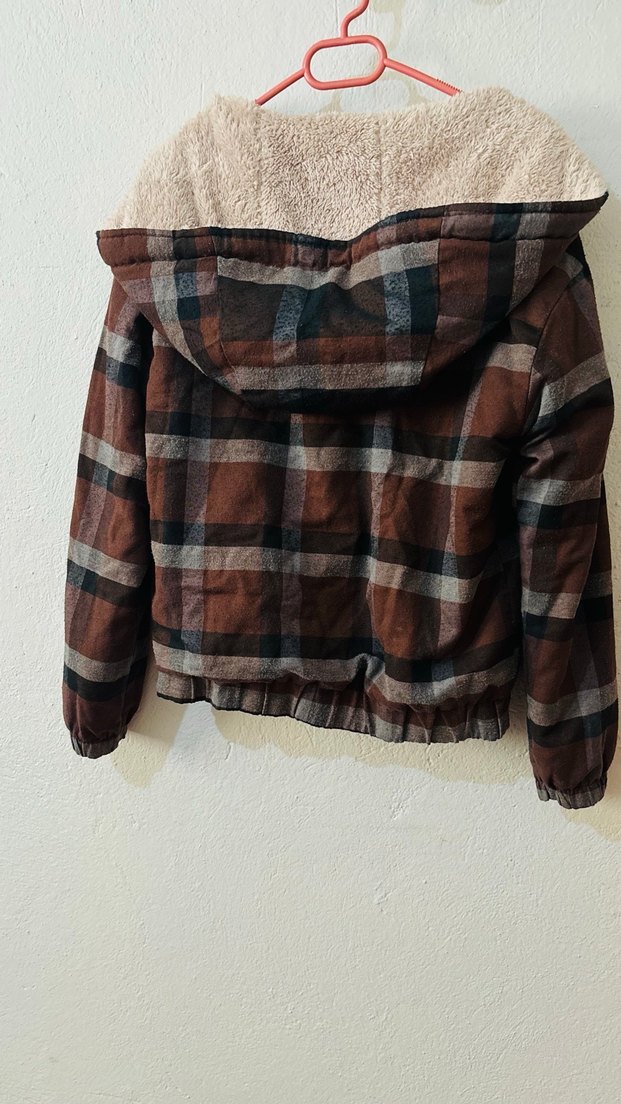 Kahverengi Kapüşonlu Kadın Ceket - Görsel 4