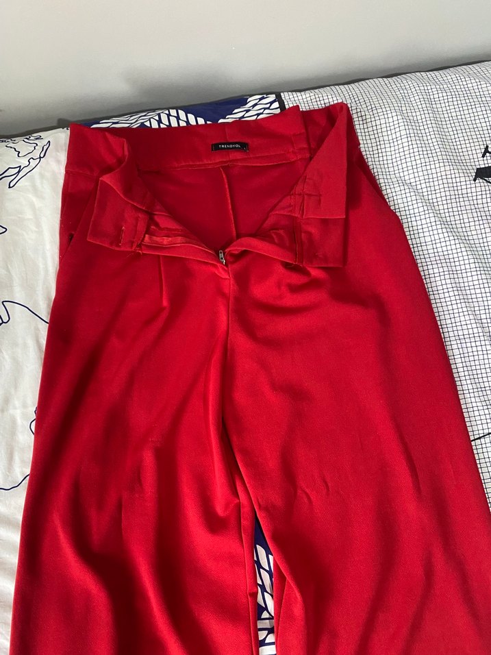 Kadın Kırmızı Pilili Uzun Kumaş Pantolon - Görsel 4