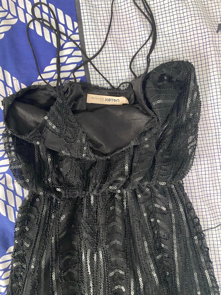 Siyah Dantelli Uzun Askılı Kadın Abiye Elbise - Görsel 2