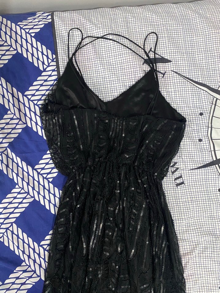 Siyah Dantelli Uzun Askılı Kadın Abiye Elbise - Görsel 3