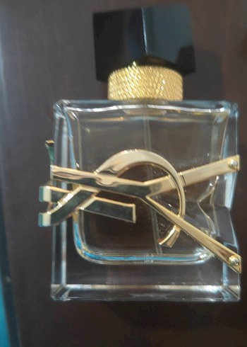 Yves Saint Laurent Libre orijinaldir .Yves Saint Laurent Kadın Parfümü