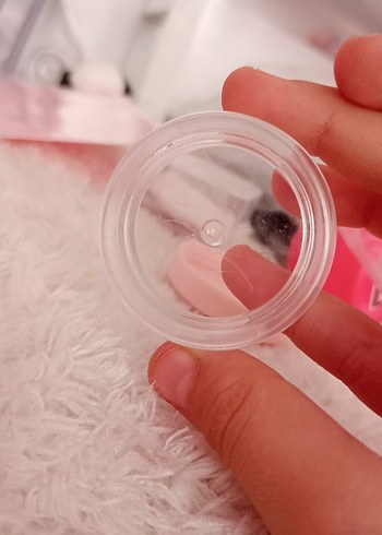 Beden Renk Pastel Pembe Dudak Parlatıcısı