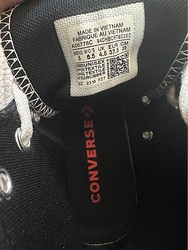 Converse Converse ayakkabı kendi mağazasından alındı