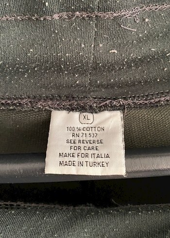 Fermuarlı Siyah Midi Şort - Görsel 5