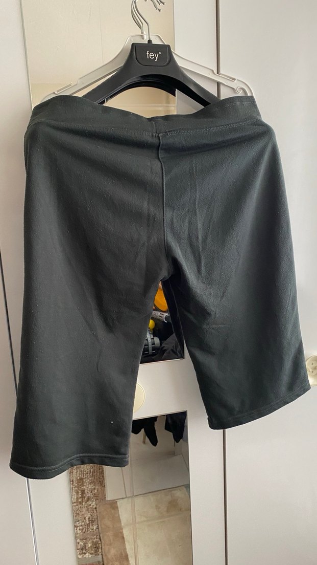 Fermuarlı Siyah Midi Şort - Görsel 2