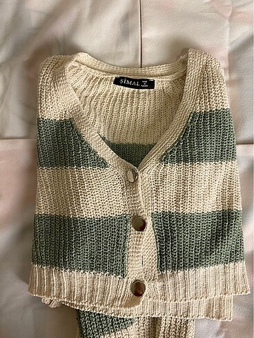 Kısa oversize hırka yeşil