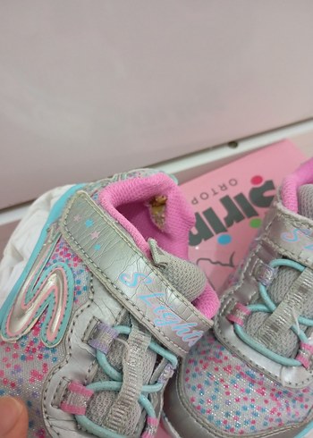 24 Beden gri Renk Skechers Kız Çocuk Pembe Batik Spor Ayakkabı