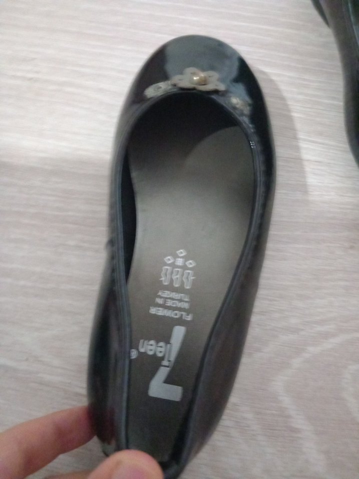 Kız Çocuk Siyah Tokalı Babet Ayakkabı - Görsel 4