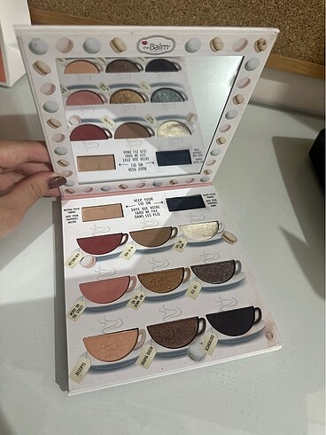 The Balm the Balm What's The Tea Far Paleti