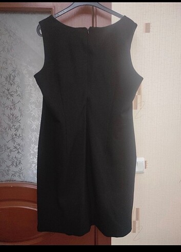 Siyah gece elbisesi - Görsel 2