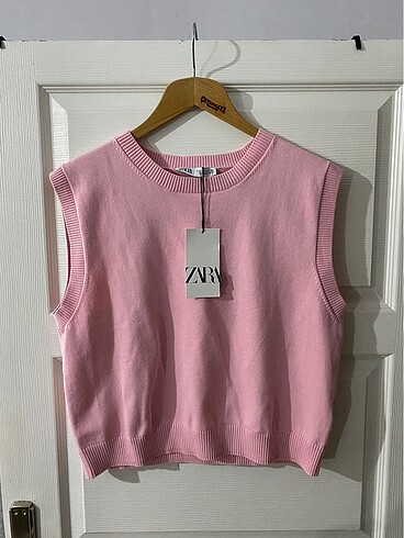 Zara Pembe suveter