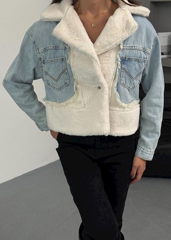 Diğer Kürk Detaylı Kısa Denim Ceket