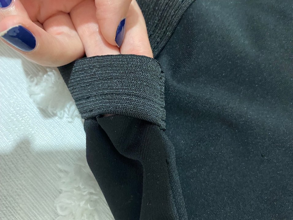 Siyah Nike Yarım Fermuarlı Crop Top - Görsel 3