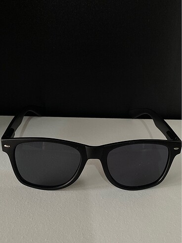 Diğer Mat siyah Rayban yeni sezon