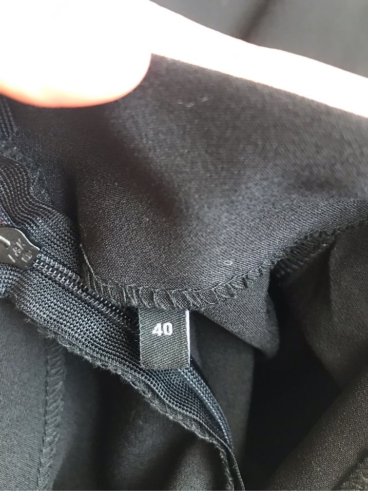 Siyah Yüksek Yakalı Midi Elbise - Görsel 3