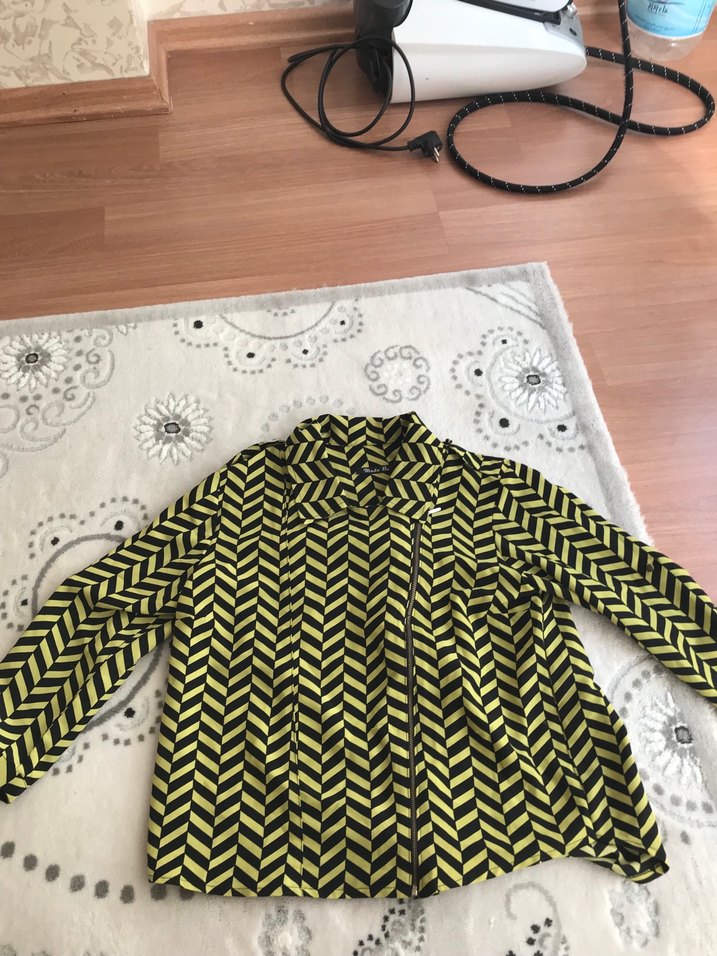 Sarı Zebra Desenli Kadın Gömlek - Görsel 3